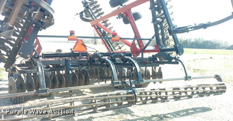 image for item DI9790 2009 Case IH 330 Turbo Till vertical tillage
