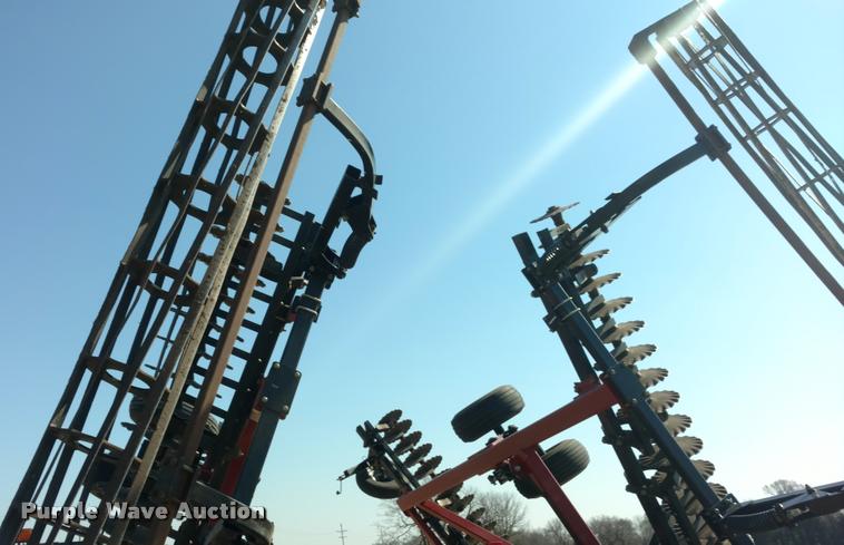 image for item DI9790 2009 Case IH 330 Turbo Till vertical tillage