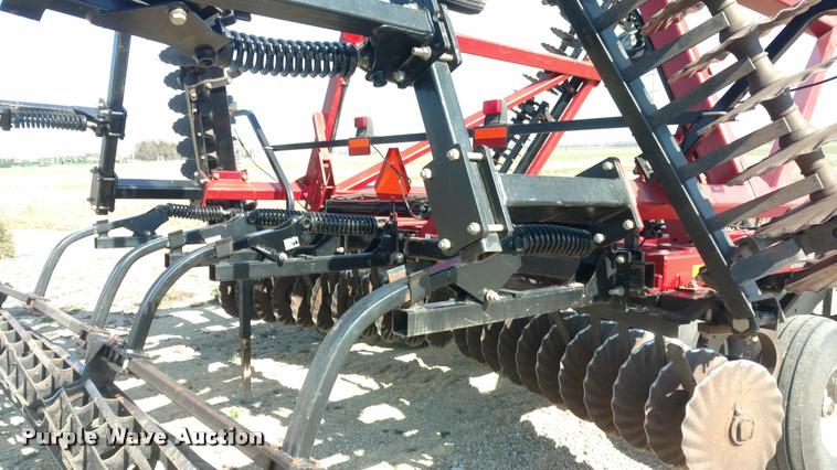 image for item DI9790 2009 Case IH 330 Turbo Till vertical tillage