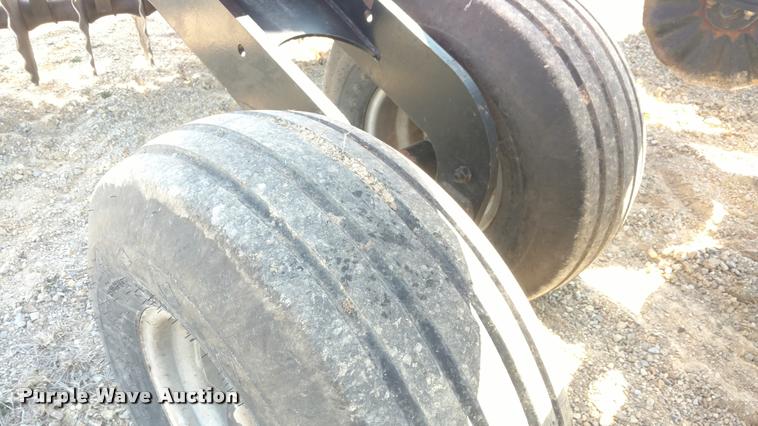 image for item DI9790 2009 Case IH 330 Turbo Till vertical tillage