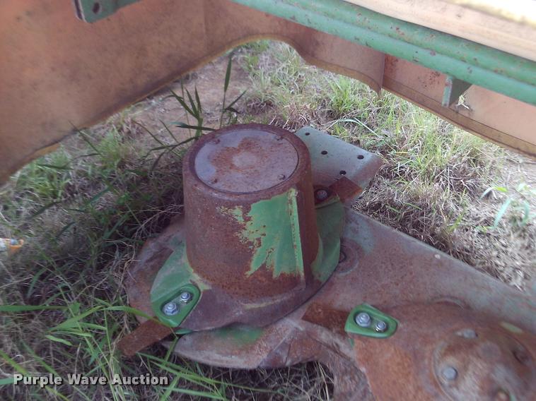 image for item DJ9772 2012 Krone Easy Cut 400 disc mower