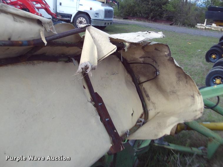 image for item DJ9774 2002 Krone Easy Cut 3285 disc mower