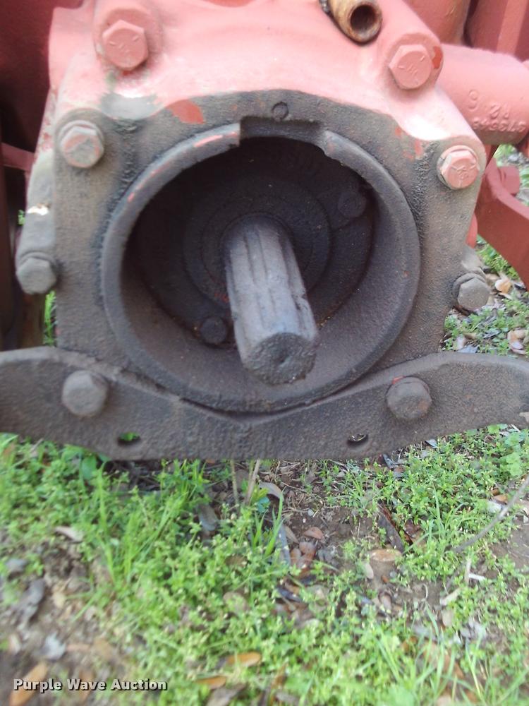 image for item DJ9782 1958 International 340D tractor