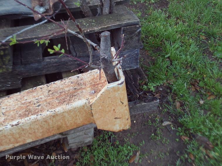 image for item DJ9783 International 2000 loader