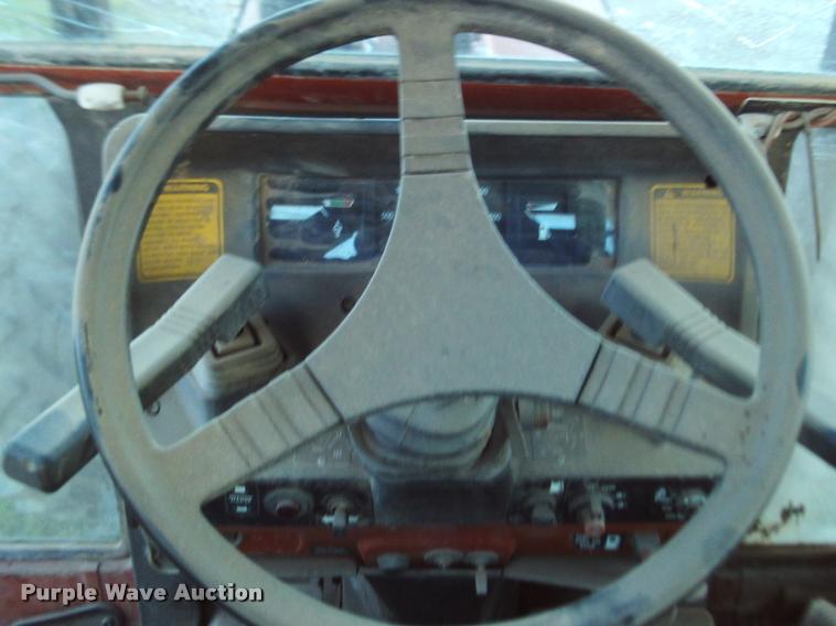 image for item DJ9784 Fiat Hesston 1580DT MFWD tractor