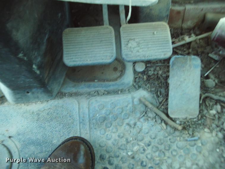 image for item DJ9784 Fiat Hesston 1580DT MFWD tractor