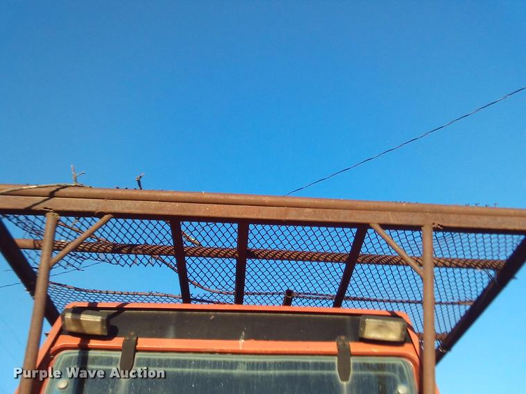 image for item DJ9784 Fiat Hesston 1580DT MFWD tractor