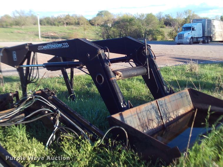 image for item DJ9784 Fiat Hesston 1580DT MFWD tractor