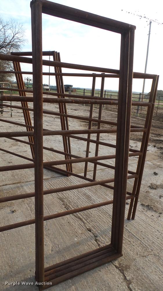 image for item DM9120 (15) steel livestock panels