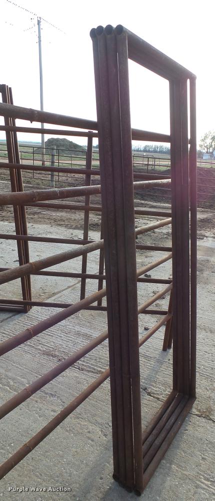 image for item DM9120 (15) steel livestock panels