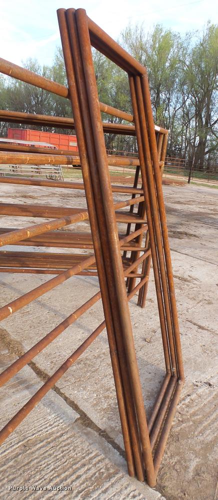 image for item DM9120 (15) steel livestock panels