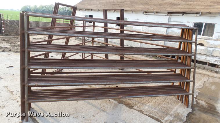 image for item DM9120 (15) steel livestock panels
