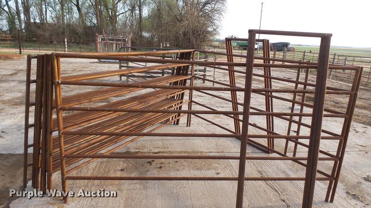 image for item DM9120 (15) steel livestock panels