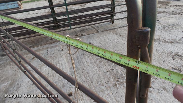 image for item DM9121 (8) steel livestock panels