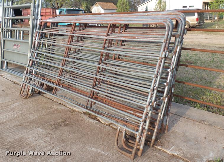 image for item DM9123 (10) steel livestock panels