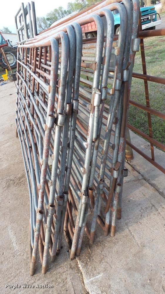 image for item DM9123 (10) steel livestock panels