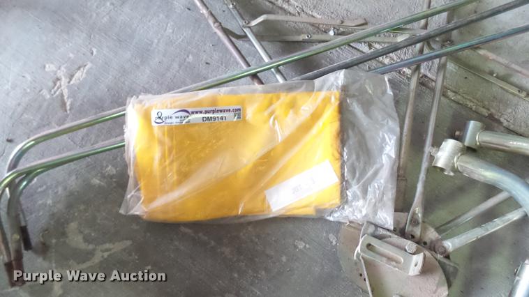 image for item DM9141 Snowco tractor canopy