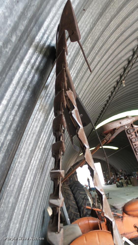 image for item DM9183 Minneapolis Moline sickle mower