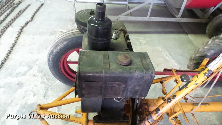 image for item DM9191 Mayrath Mobile tractor