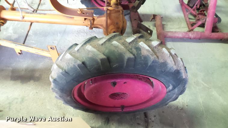 image for item DM9191 Mayrath Mobile tractor