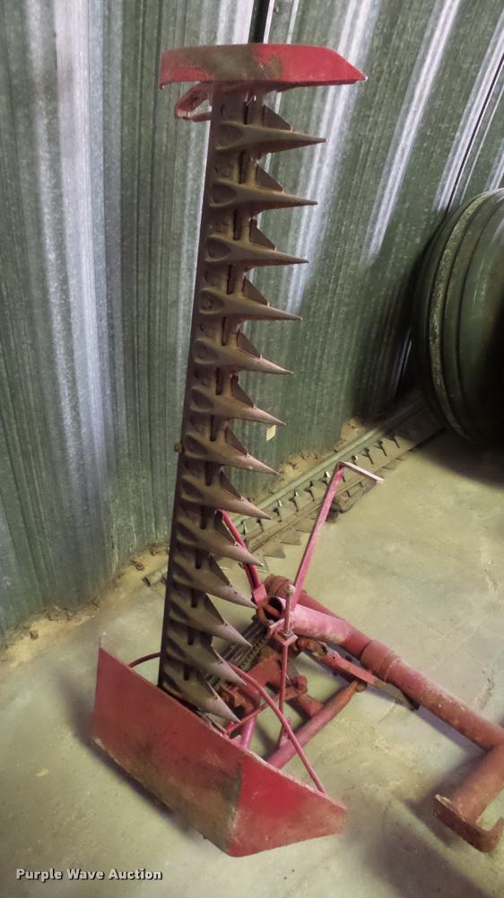 image for item DM9191 Mayrath Mobile tractor