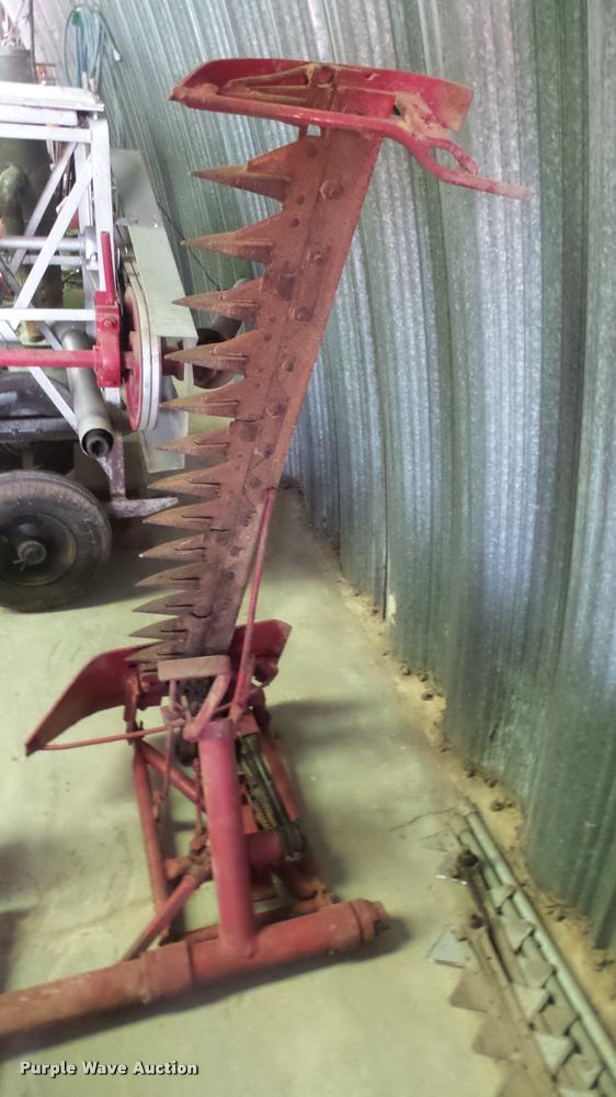 image for item DM9191 Mayrath Mobile tractor