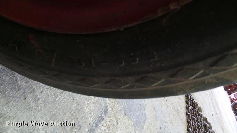 image for item DM9191 Mayrath Mobile tractor