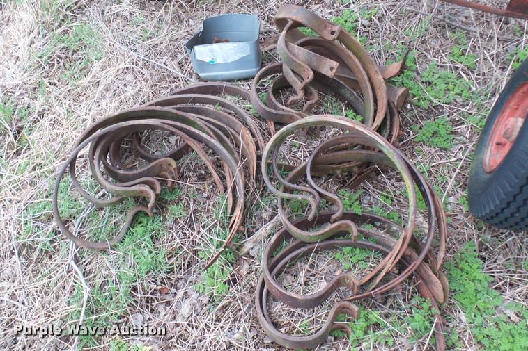 image for item DM9227 Spring tooth harrow