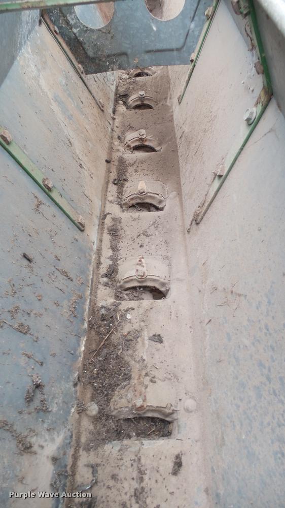 image for item DM9228 Grain drill