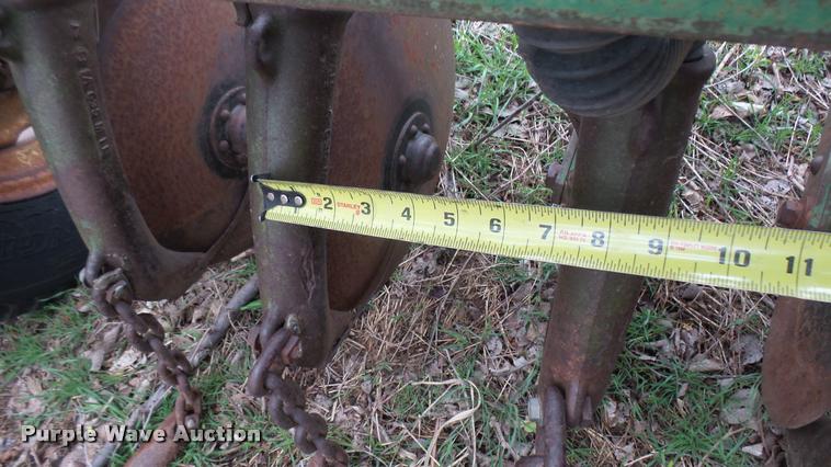 image for item DM9228 Grain drill