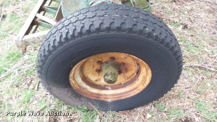 image for item DM9228 Grain drill