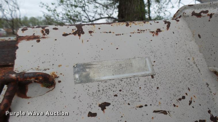 image for item DM9232 DewEze Bale Hugger 165 unroller