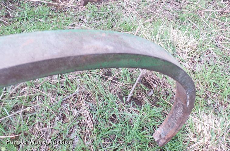 image for item DM9233 John Deere chisel