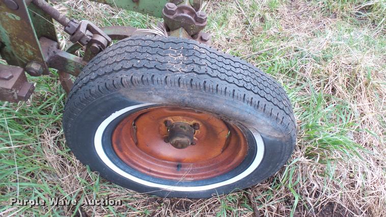 image for item DM9233 John Deere chisel