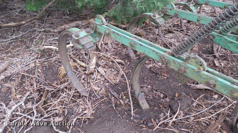 image for item DM9235 John Deere C7 field cultivator