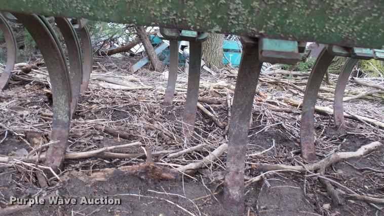 image for item DM9235 John Deere C7 field cultivator