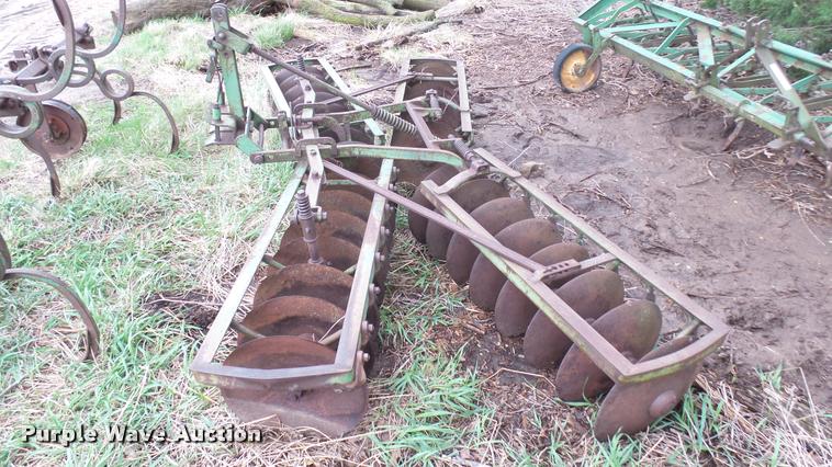 image for item DM9236 John Deere disk