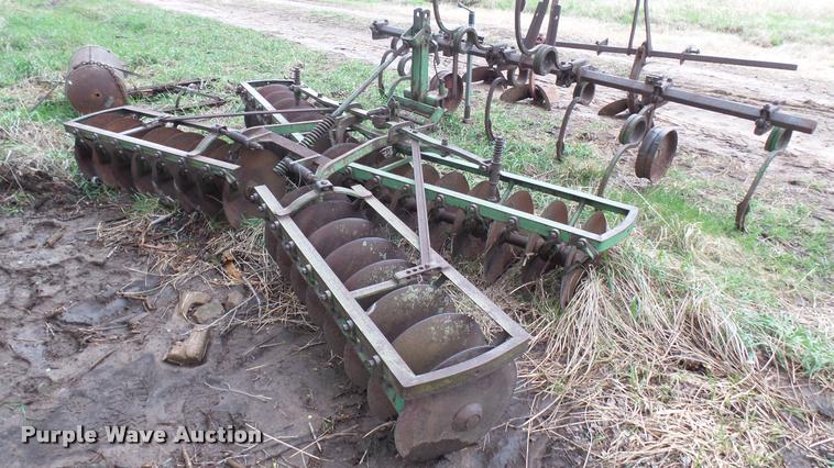 image for item DM9236 John Deere disk