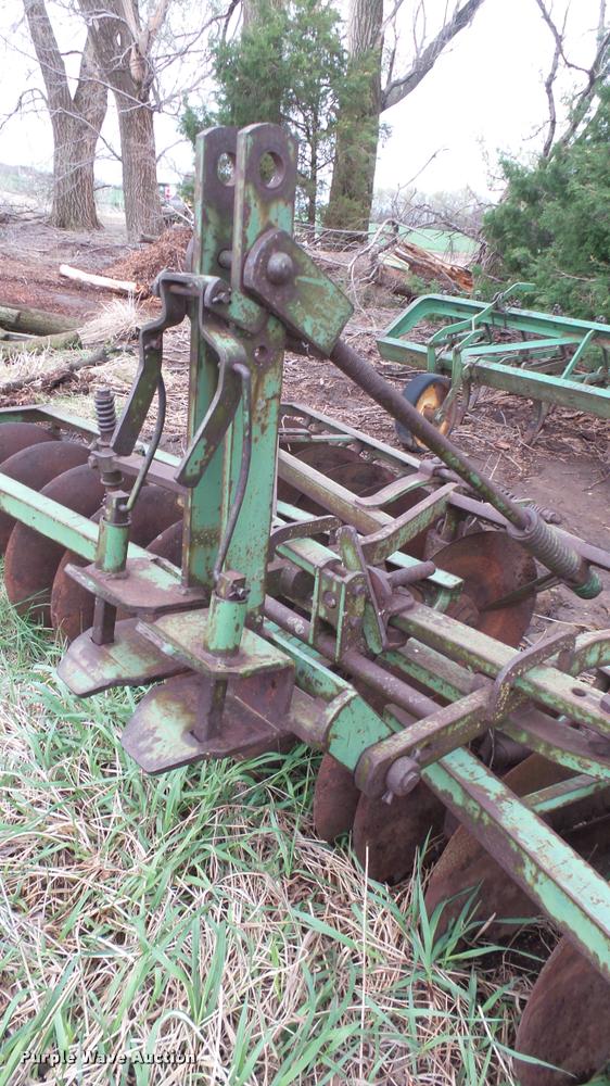 image for item DM9236 John Deere disk