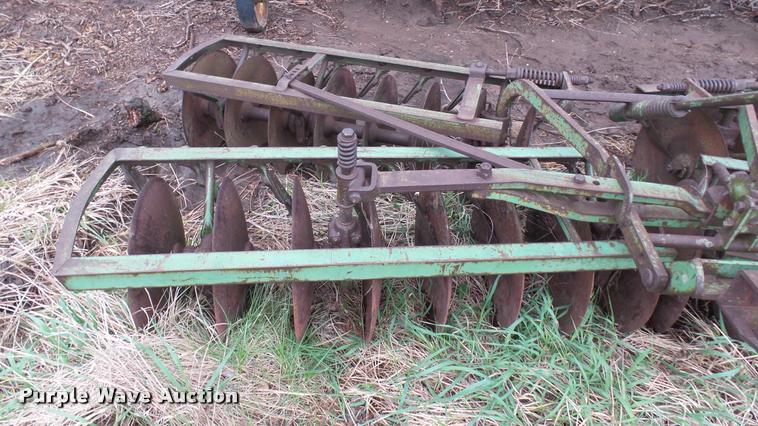 image for item DM9236 John Deere disk