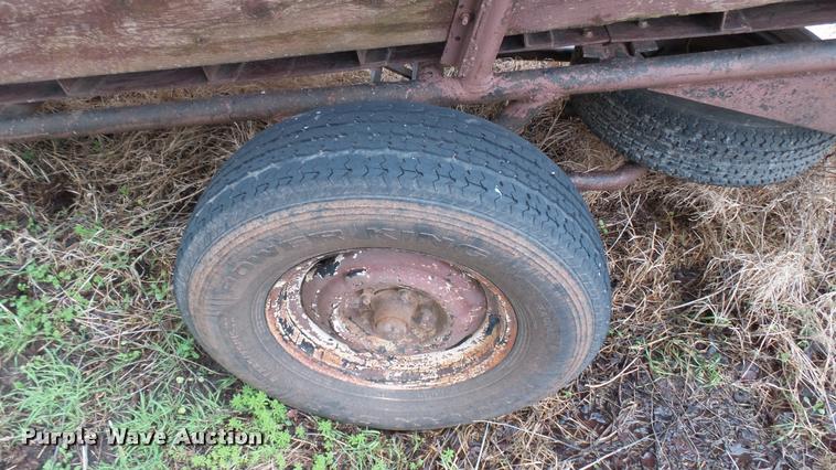 image for item DM9243 Loading chute and panels