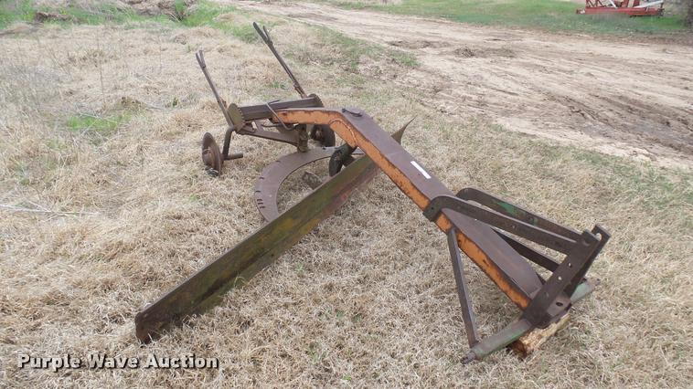 image for item DM9245 Grader