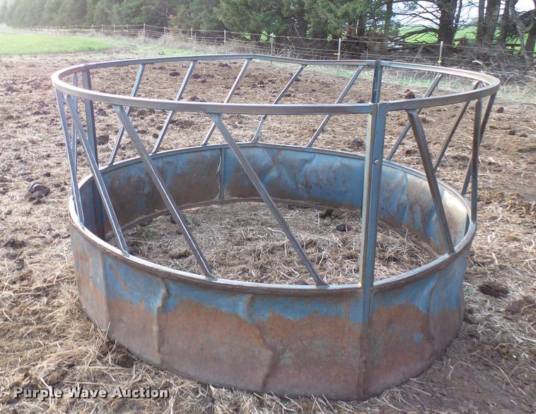 image for item DS9106 (3) steel hay feeders