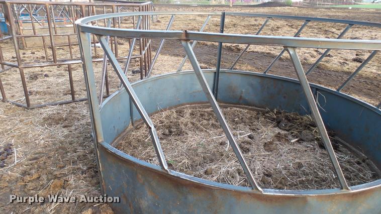 image for item DS9106 (3) steel hay feeders