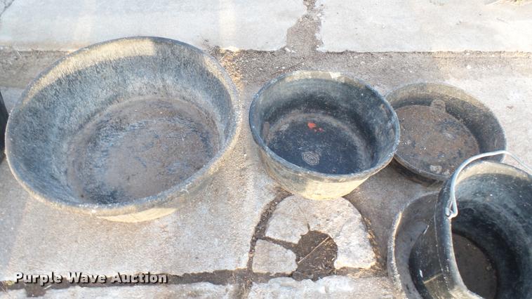 image for item DS9108 Livestock supplies