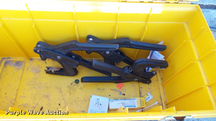 image for item DS9108 Livestock supplies