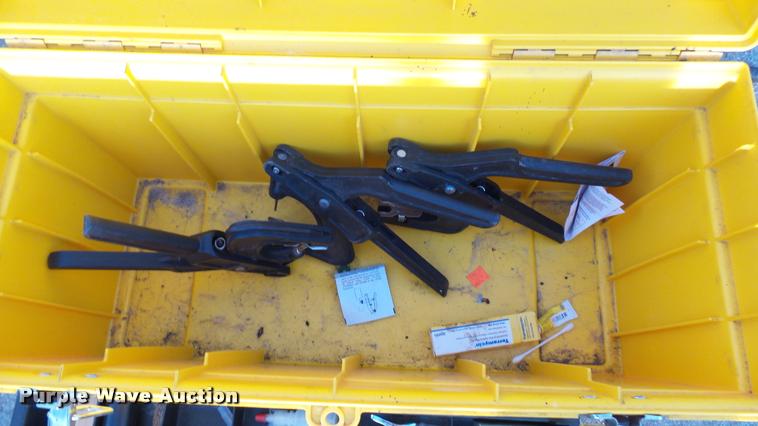 image for item DS9108 Livestock supplies