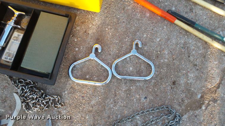 image for item DS9108 Livestock supplies