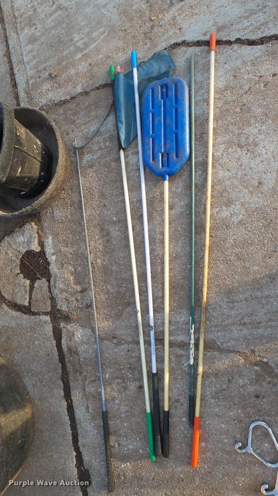 image for item DS9108 Livestock supplies