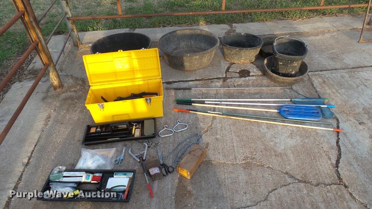 image for item DS9108 Livestock supplies